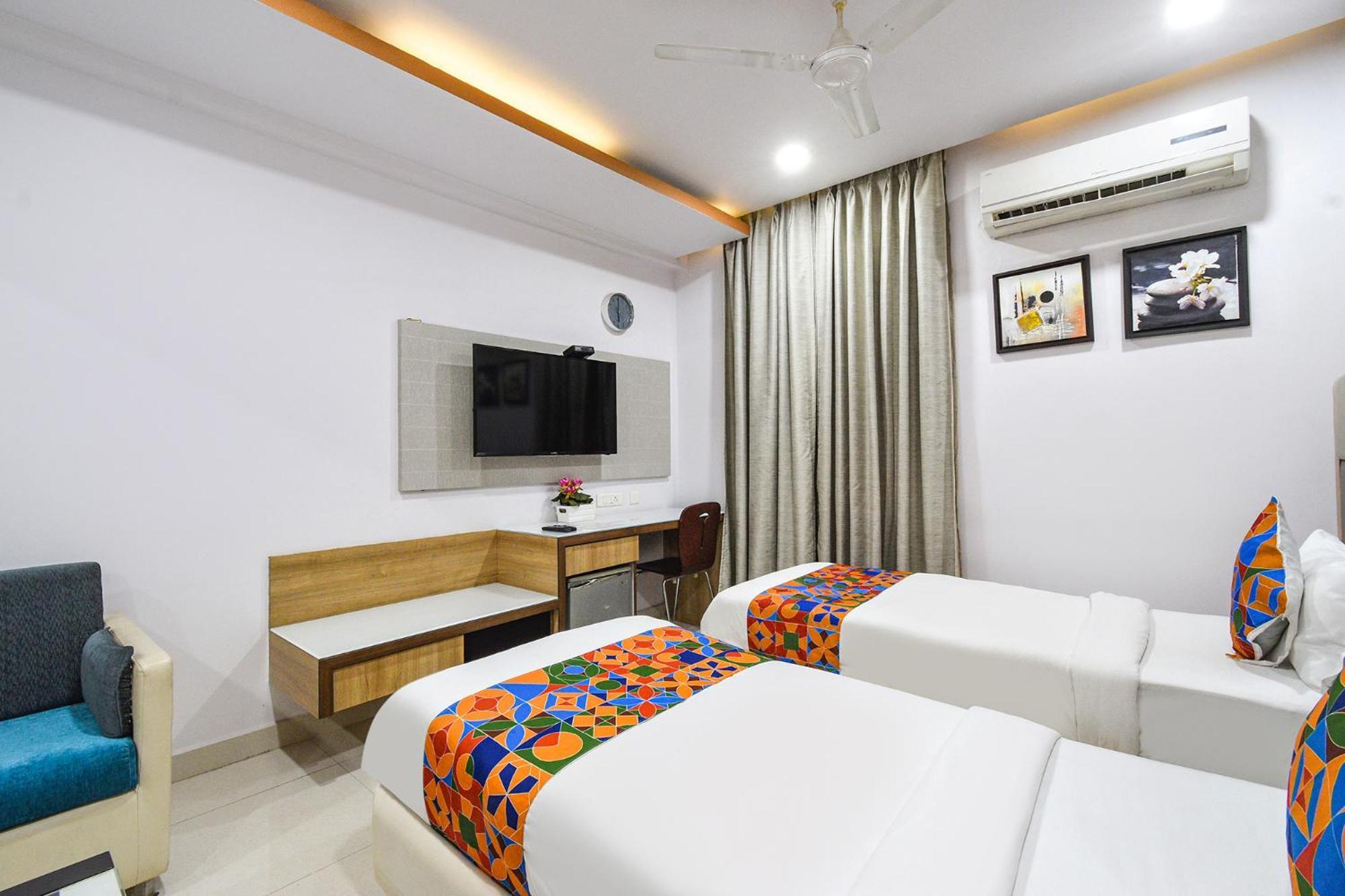 Fabhotel Aditya Homes - Nr Isb, Gachibowli Χιντεραμπάντ Εξωτερικό φωτογραφία